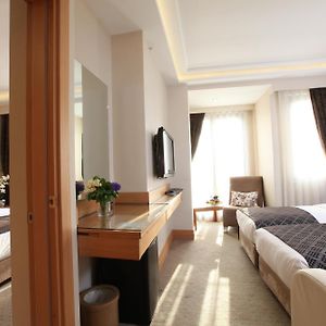 Aansluitende Kamer